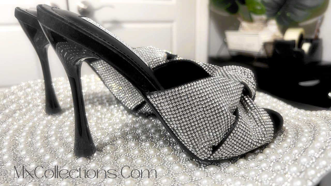blk rhinestone tie sandal