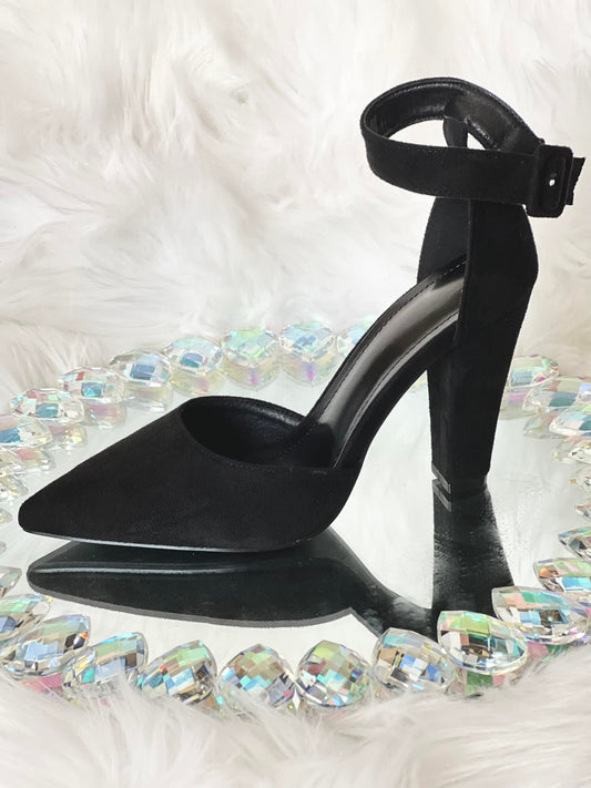 Soft Blk Ankle Pump