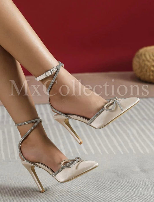 rhinestone ankle & bow pump